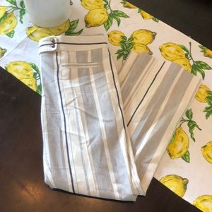 Anthropologie Cartonnier size 4